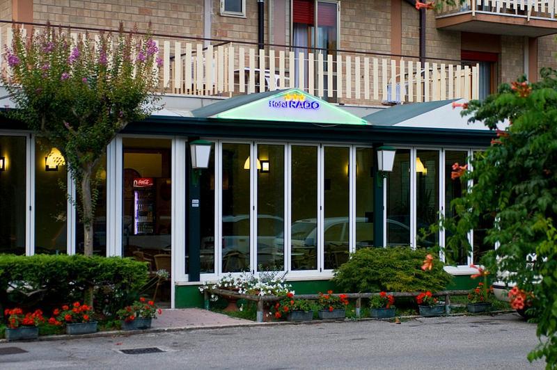 Hotel Rado Lido di Jesolo Exteriör bild