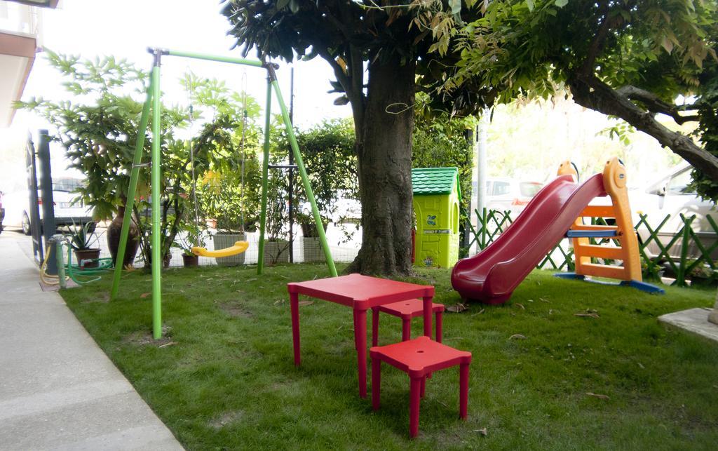 Hotel Rado Lido di Jesolo Exteriör bild