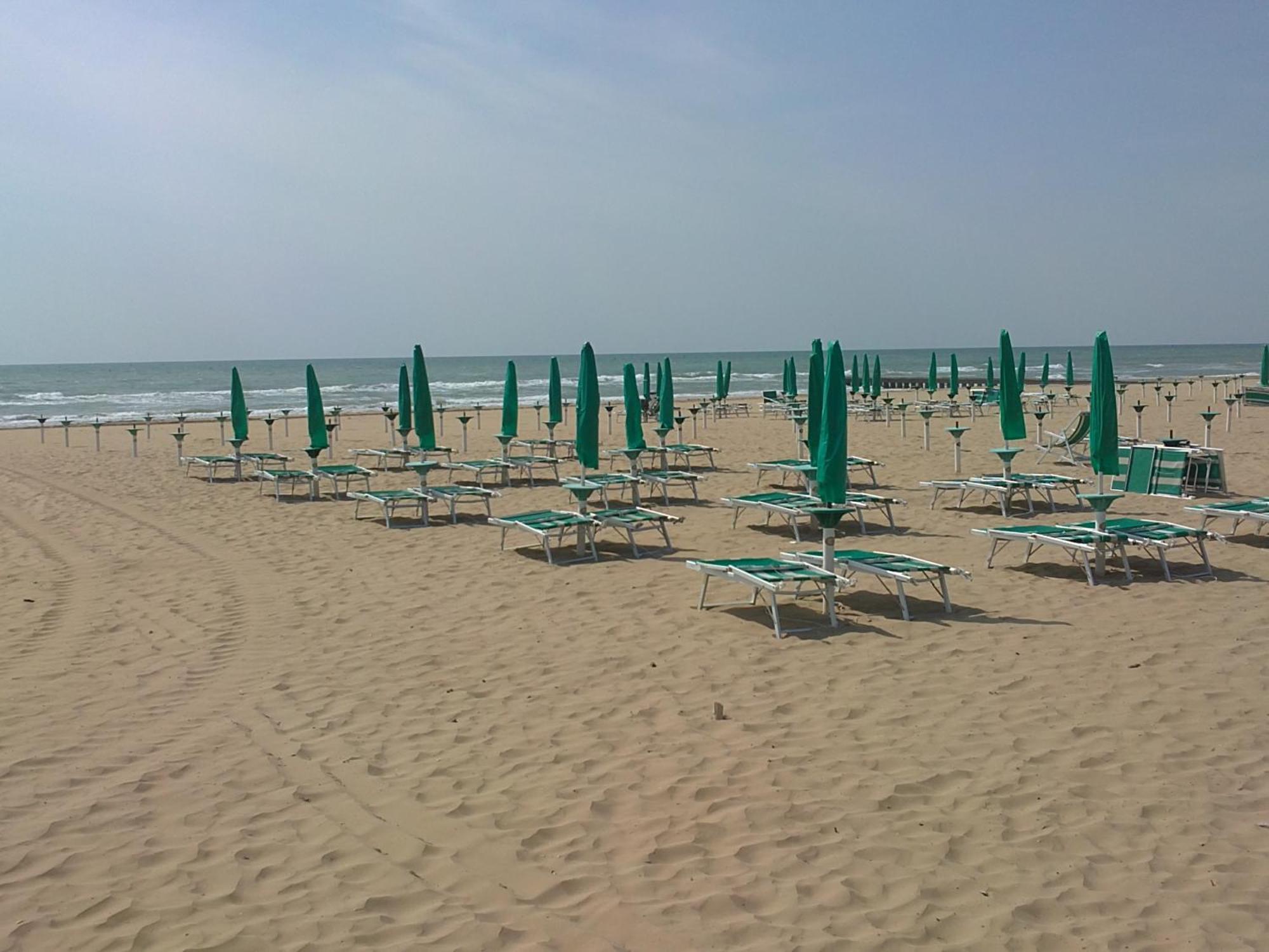 Hotel Rado Lido di Jesolo Exteriör bild